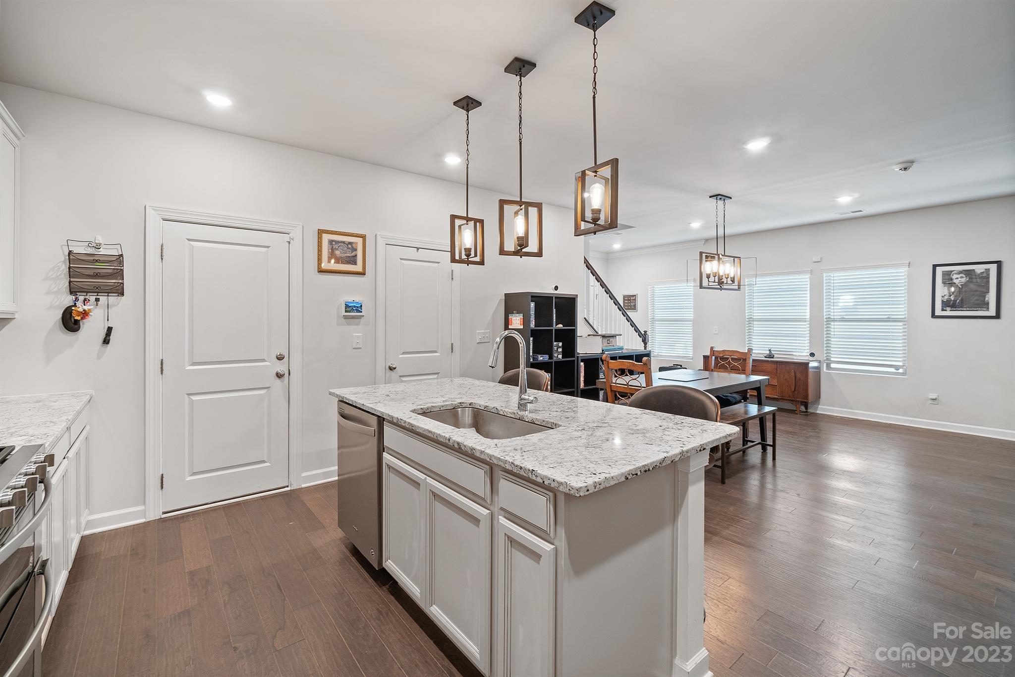 Larkhaven Hills - Residential