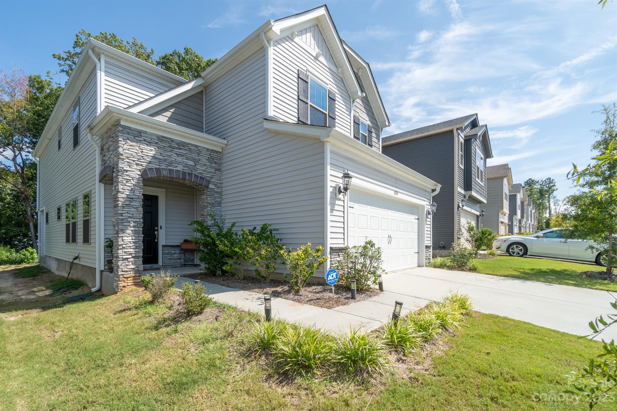 Larkhaven Hills - Residential