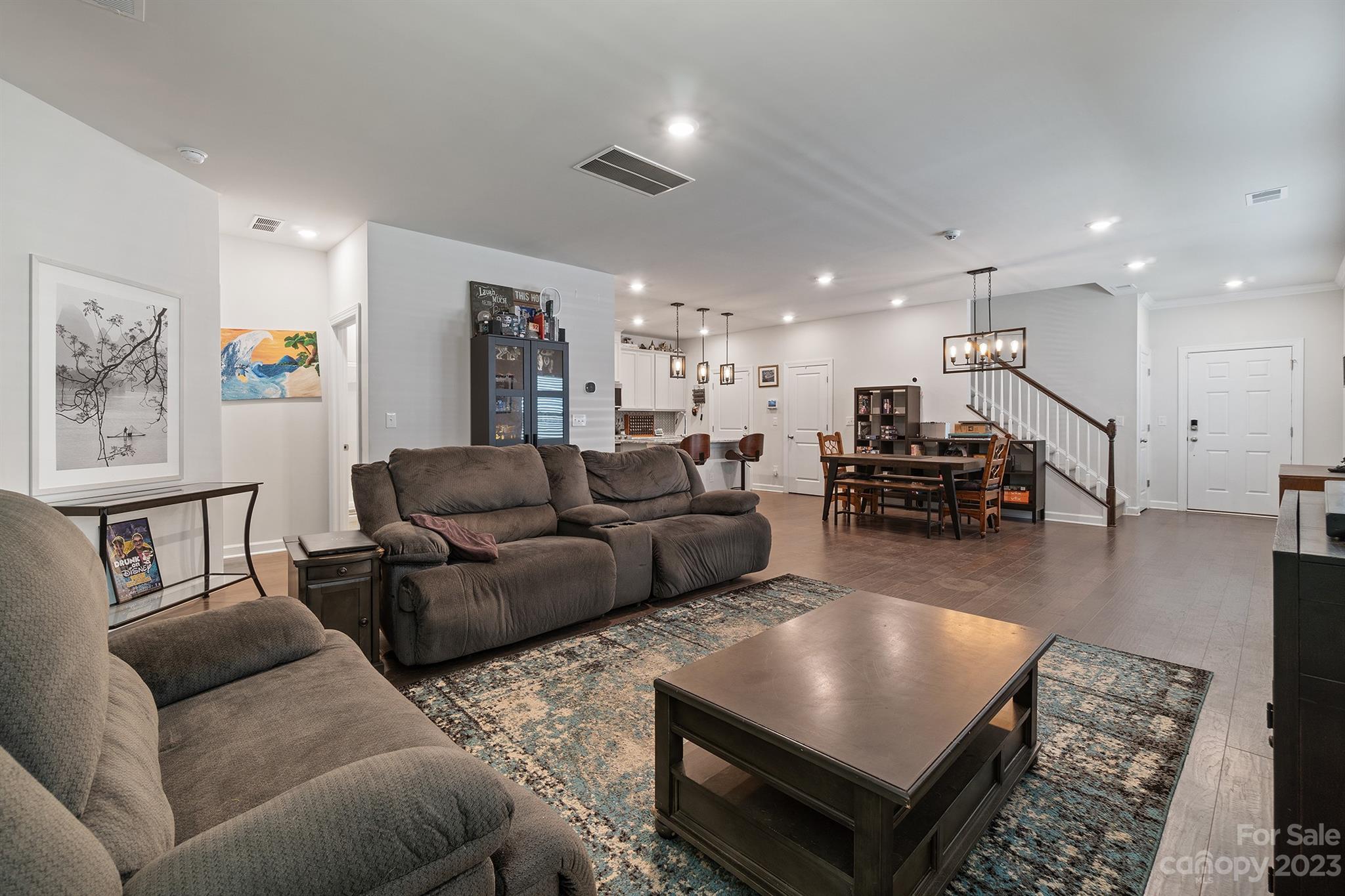 Larkhaven Hills - Residential