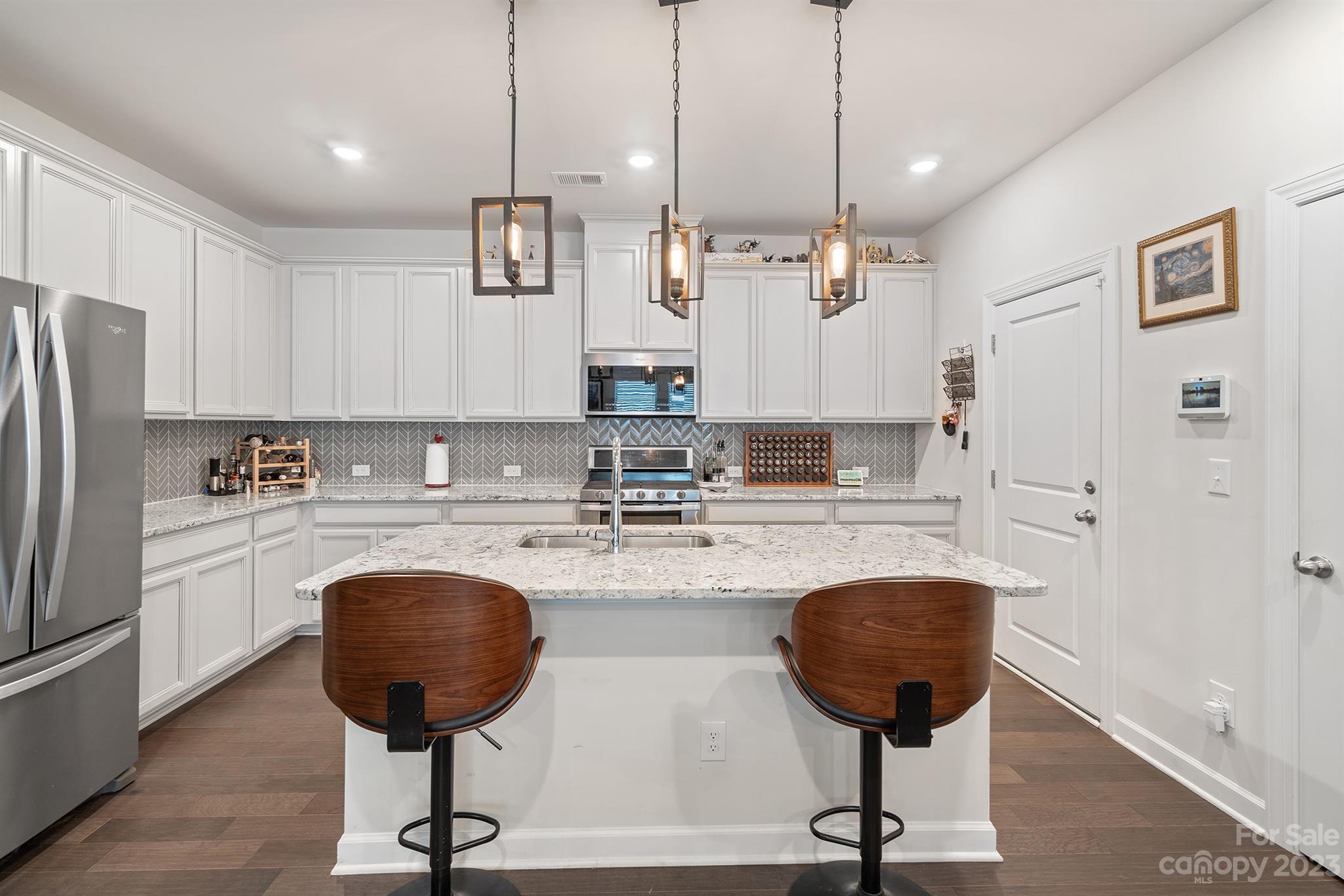 Larkhaven Hills - Residential