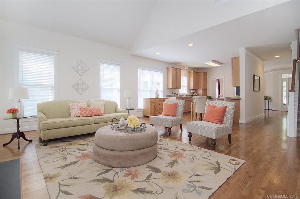 Lake Shore - Residential