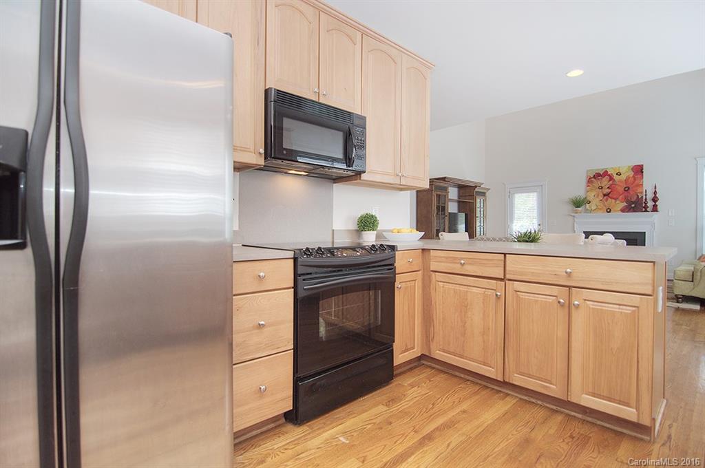 Lake Shore - Residential