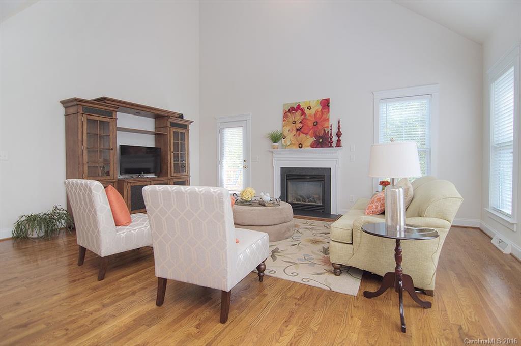 Lake Shore - Residential