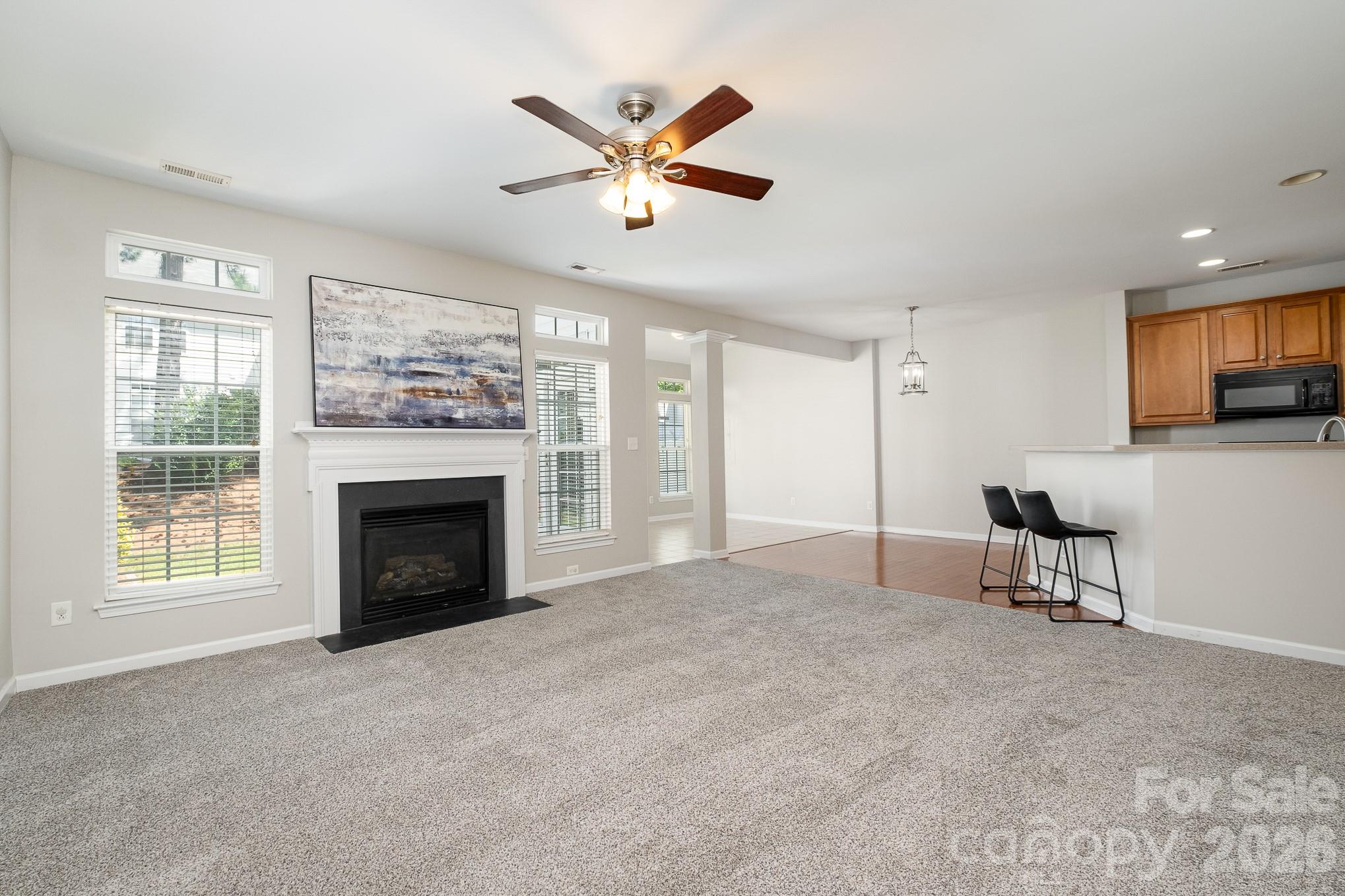 132 S Arcadian Way