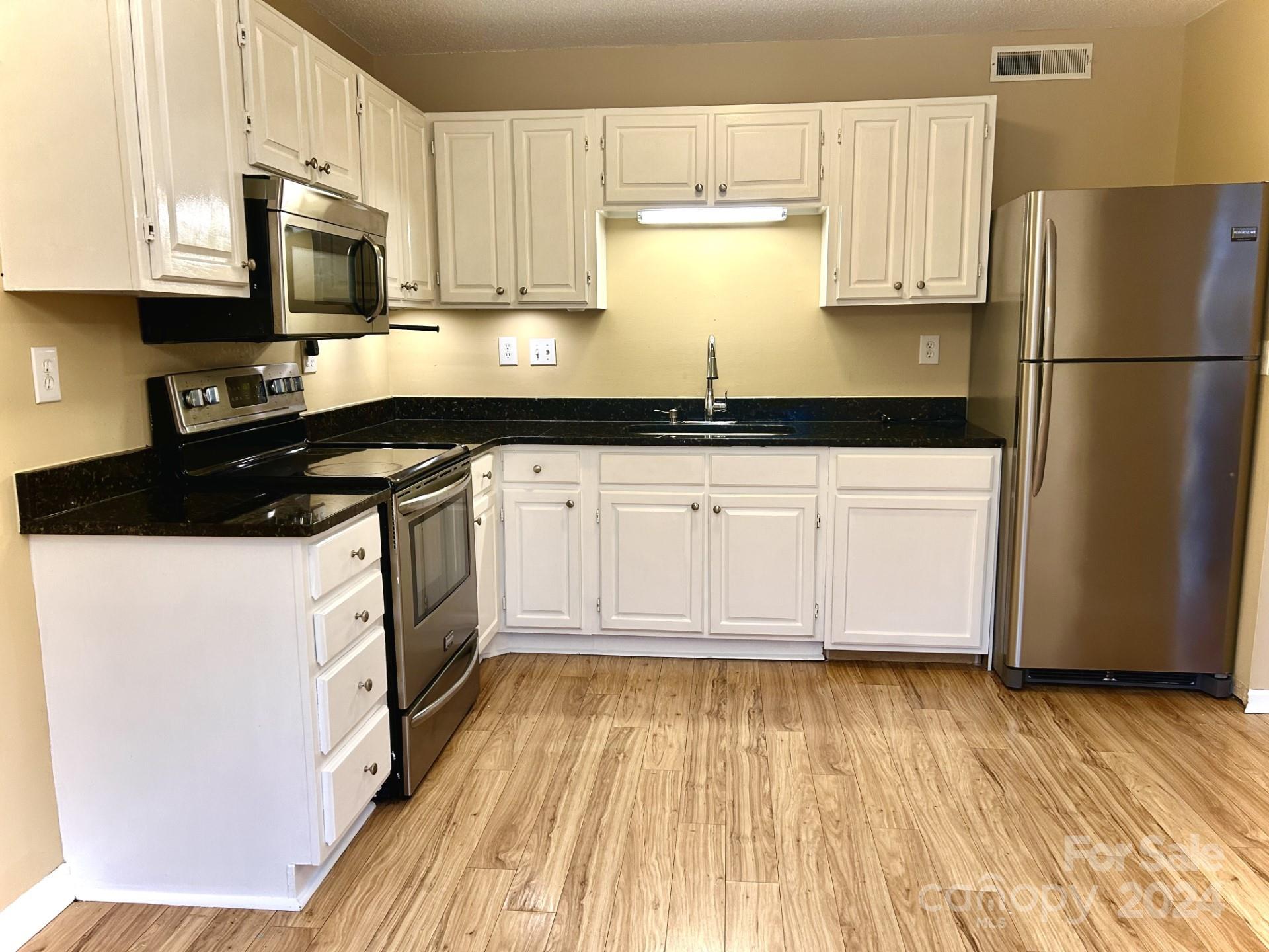 Hunters Chase - Residential