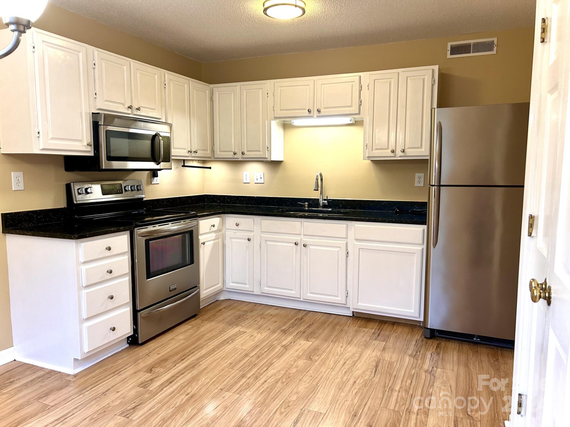 Hunters Chase - Residential