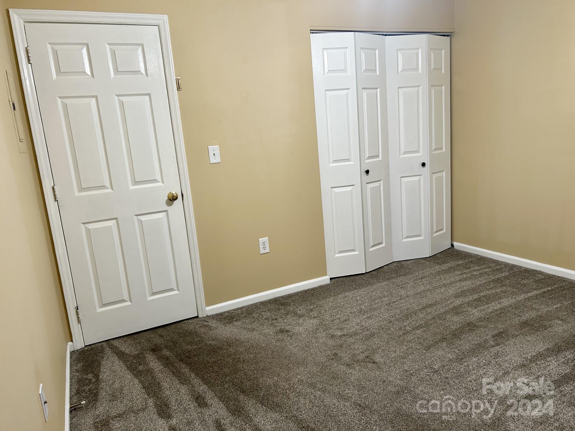 Hunters Chase - Residential