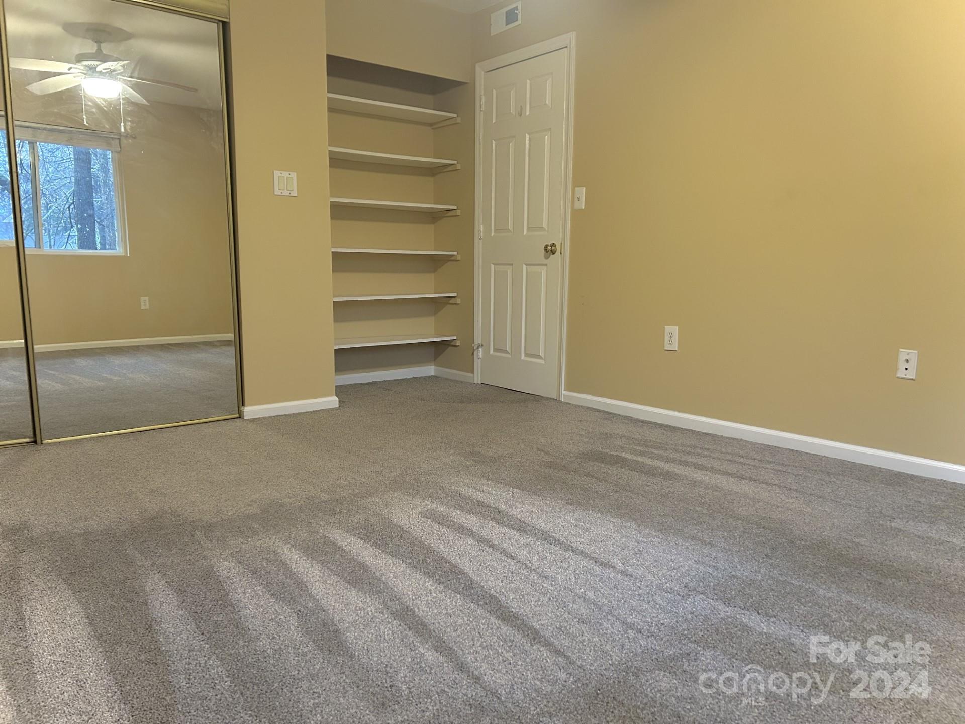 Hunters Chase - Residential