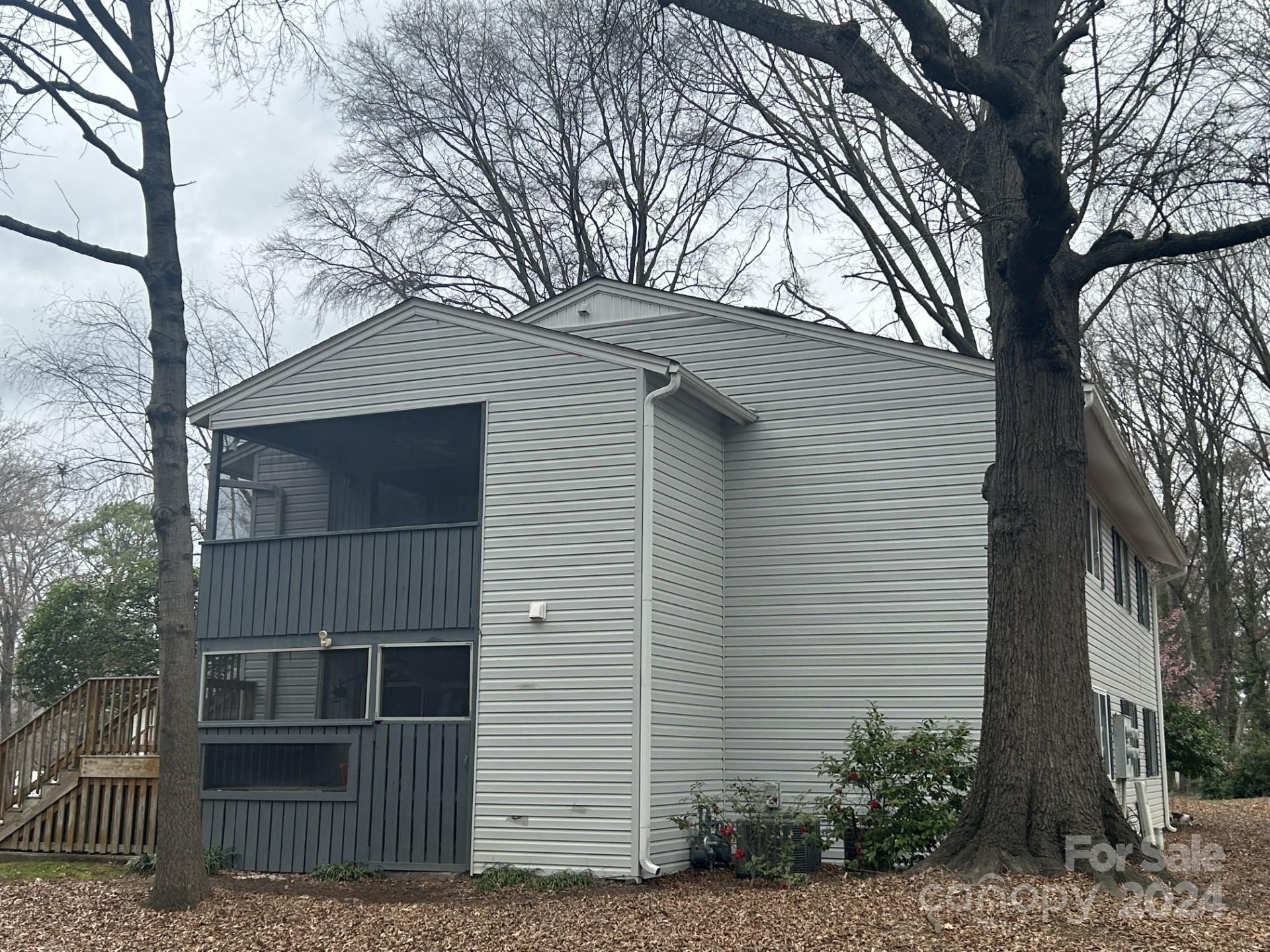 Hunters Chase - Residential