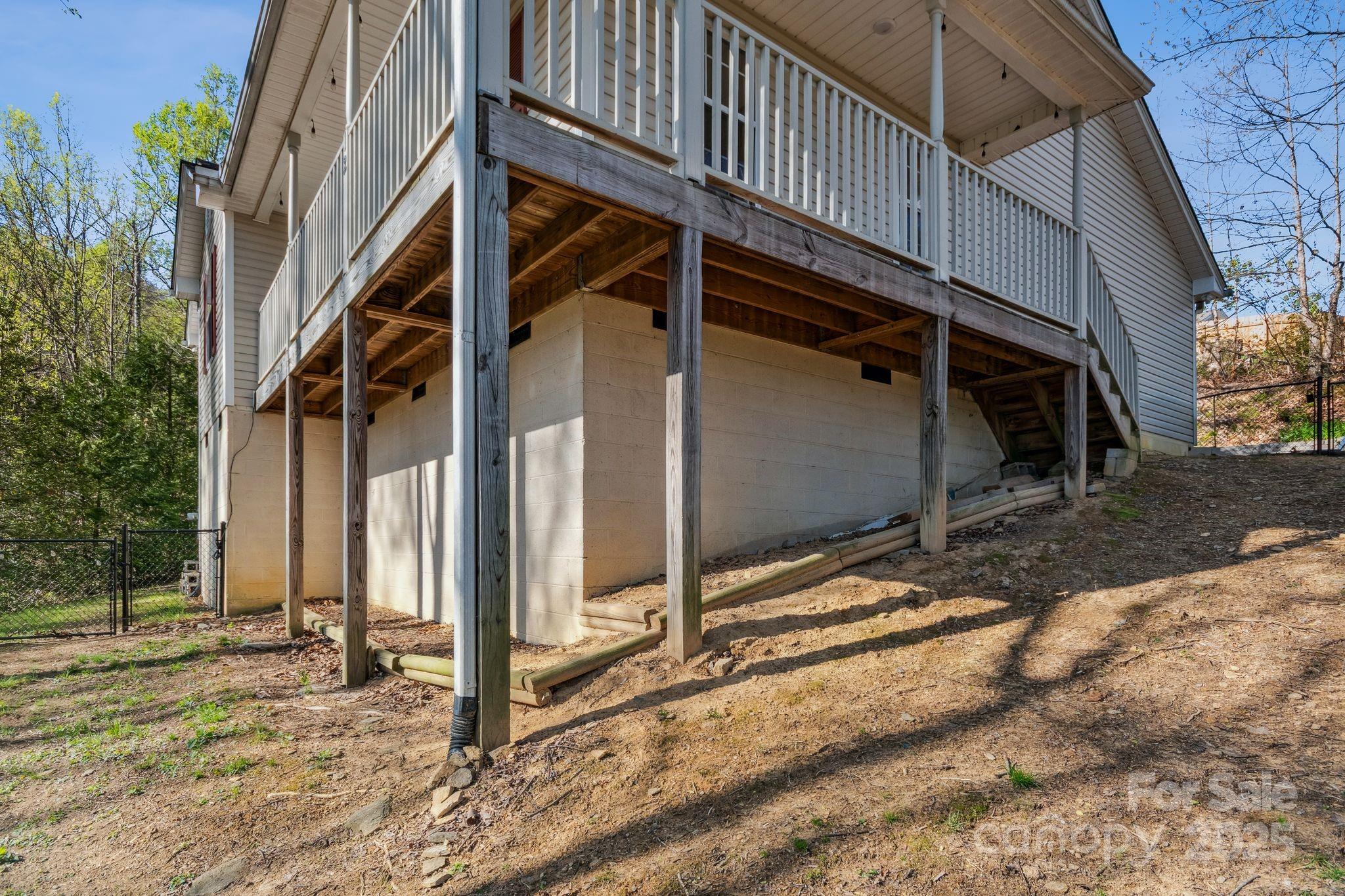 Hutchinson Woods - Residential