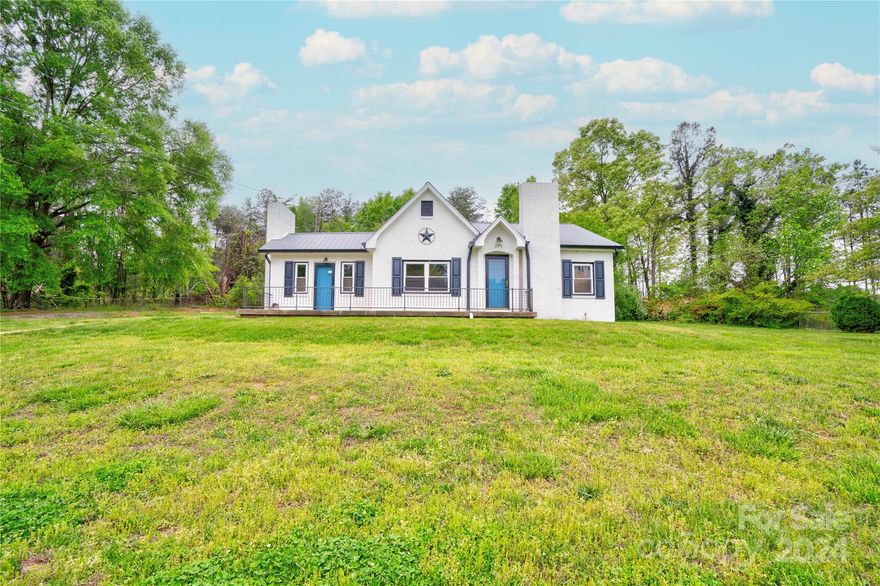 Step into the charm of country living with this quaint three-bedroom, one-bath farmhouse nestled on 8 picturesque acres in Mooresboro. The gated drive opens to a large fenced yard surrounded by woods for ultimate privacy. 600 square foot garage with power, 2019 roof, updated kitchen and new paint! 
Located less than 15 minutes from downtown Forest City and 20 minutes from Shelby, this property is the perfect balance of peaceful rural life with convenient access to city amenities. Schedule your showing today!