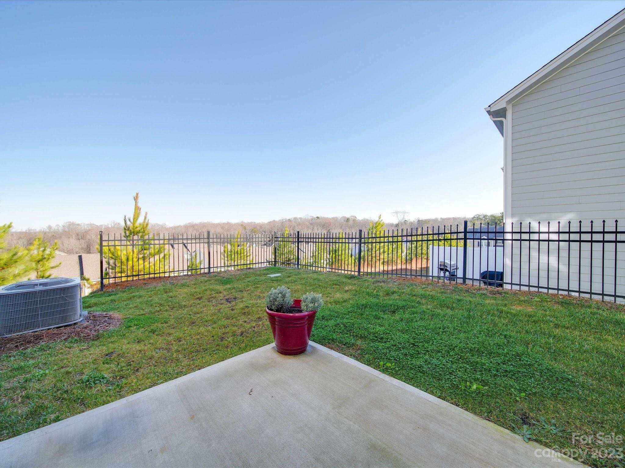 The Village At Ivy Ridge - Residential