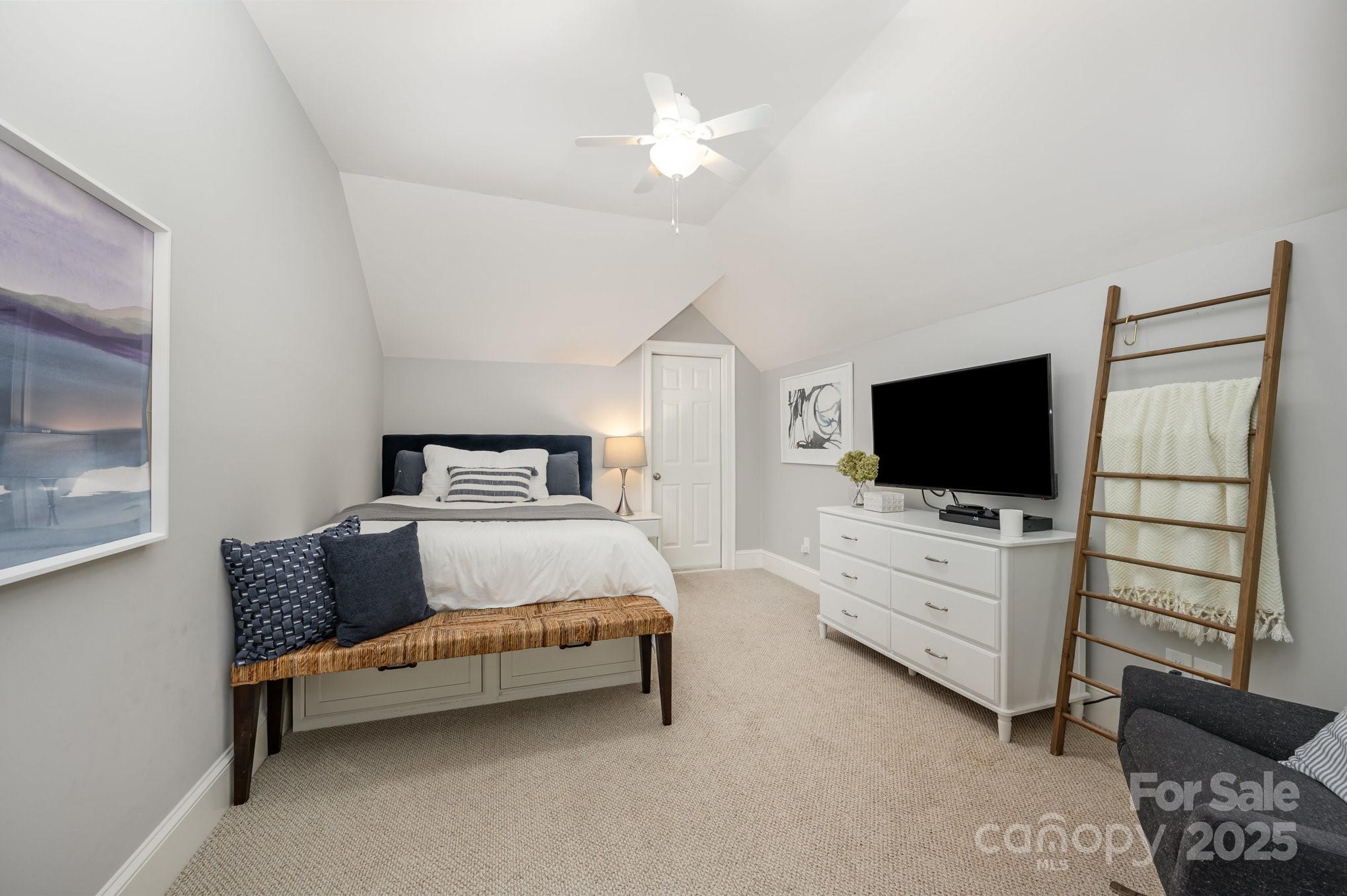 Lookout Point - Residential