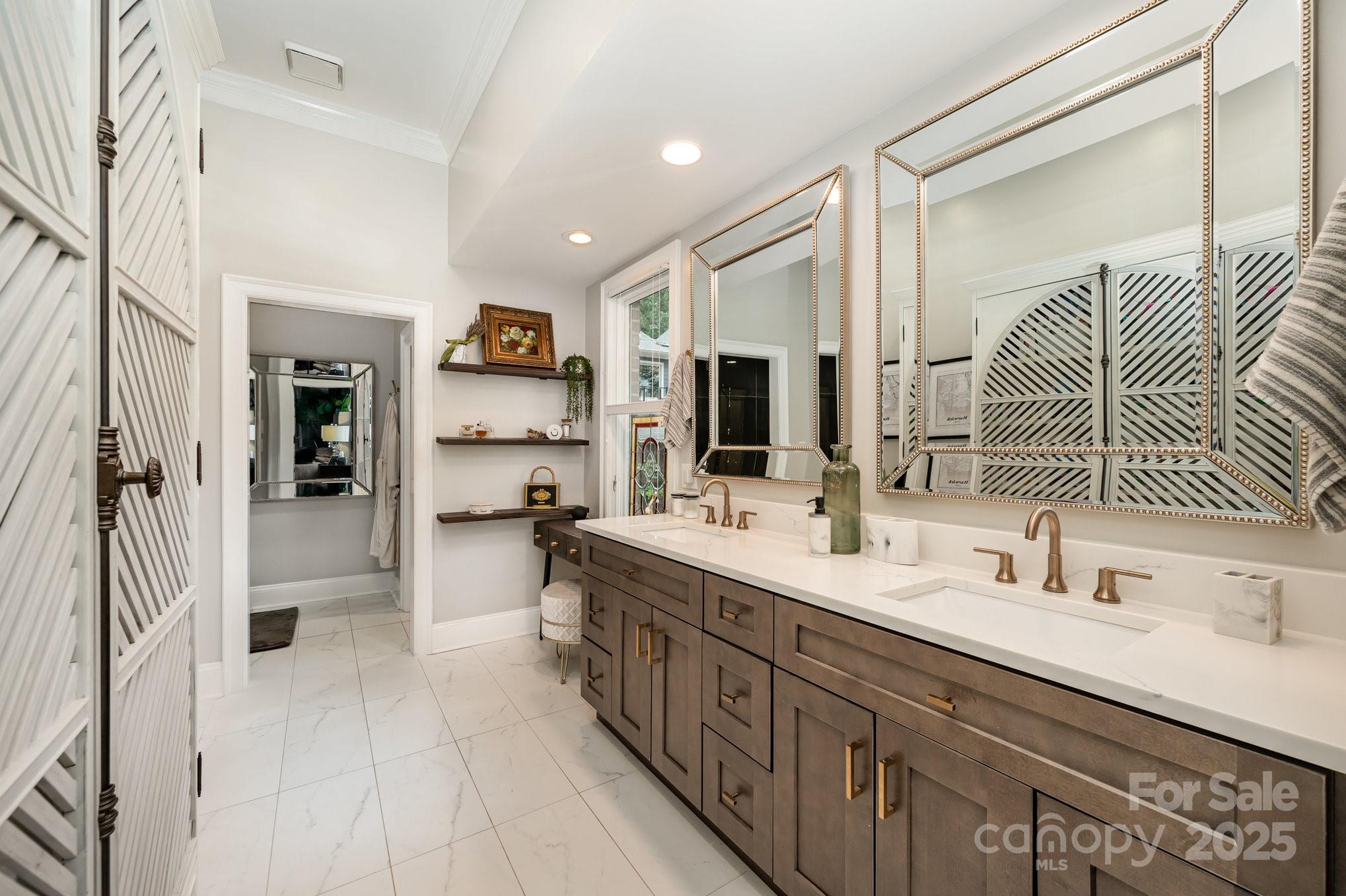 Lookout Point - Residential