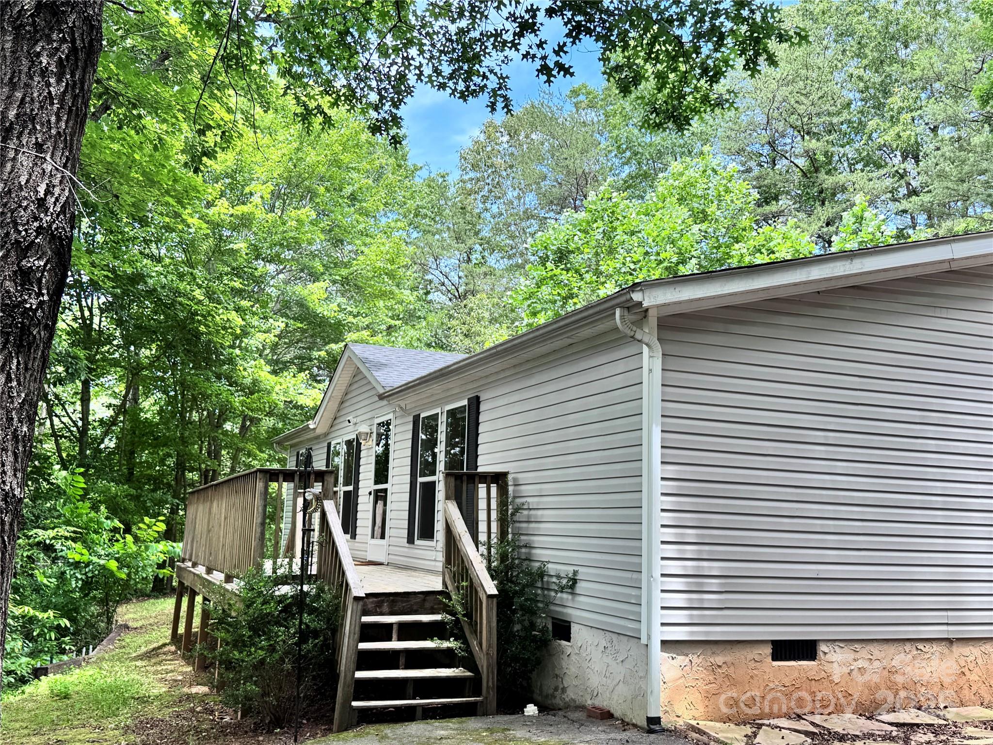 39 Hill and Dale Road