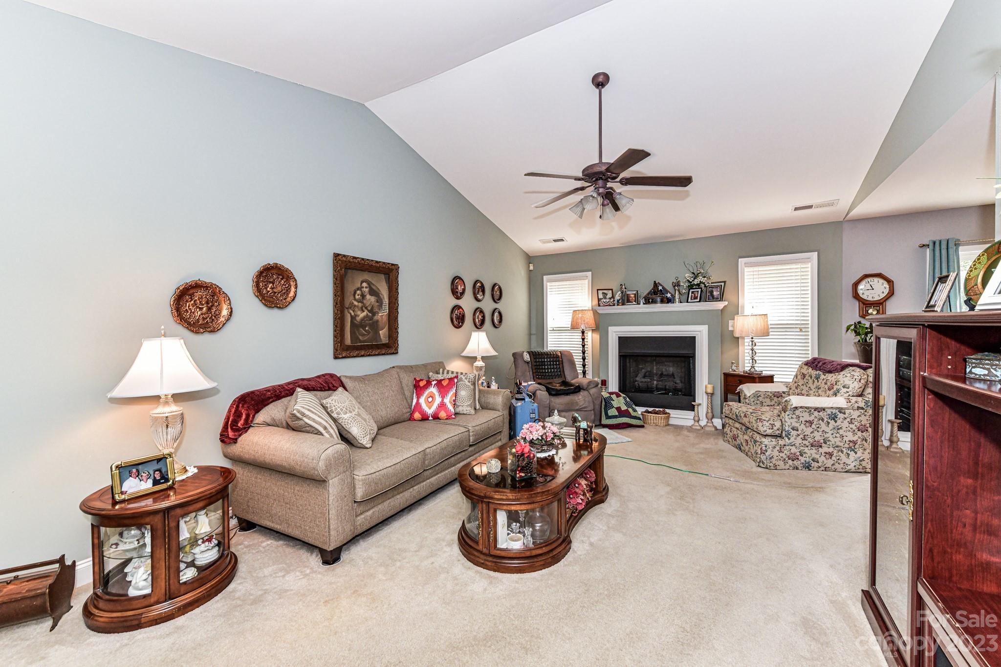 Laurel Creek - Residential