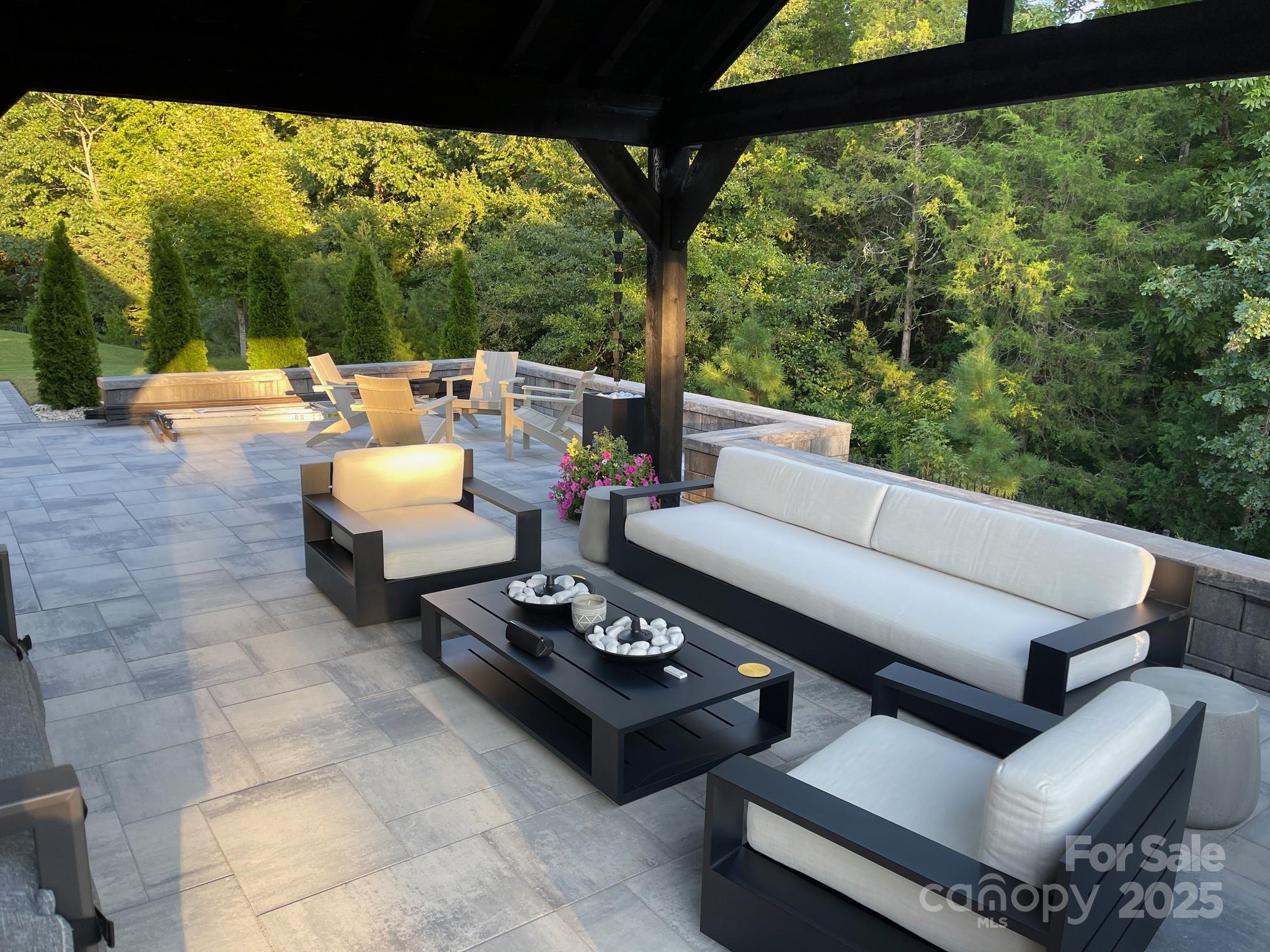 Lake Ridge - Residential