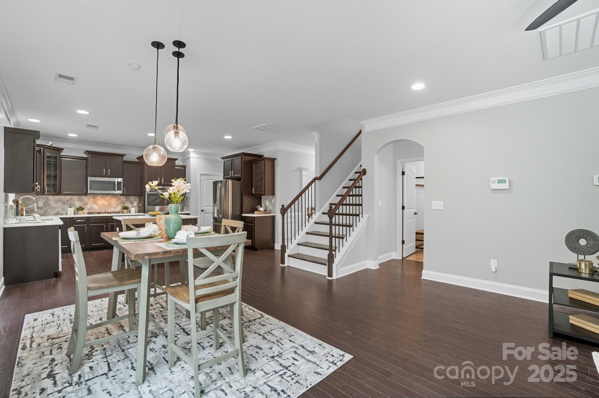 Lake Ridge - Residential