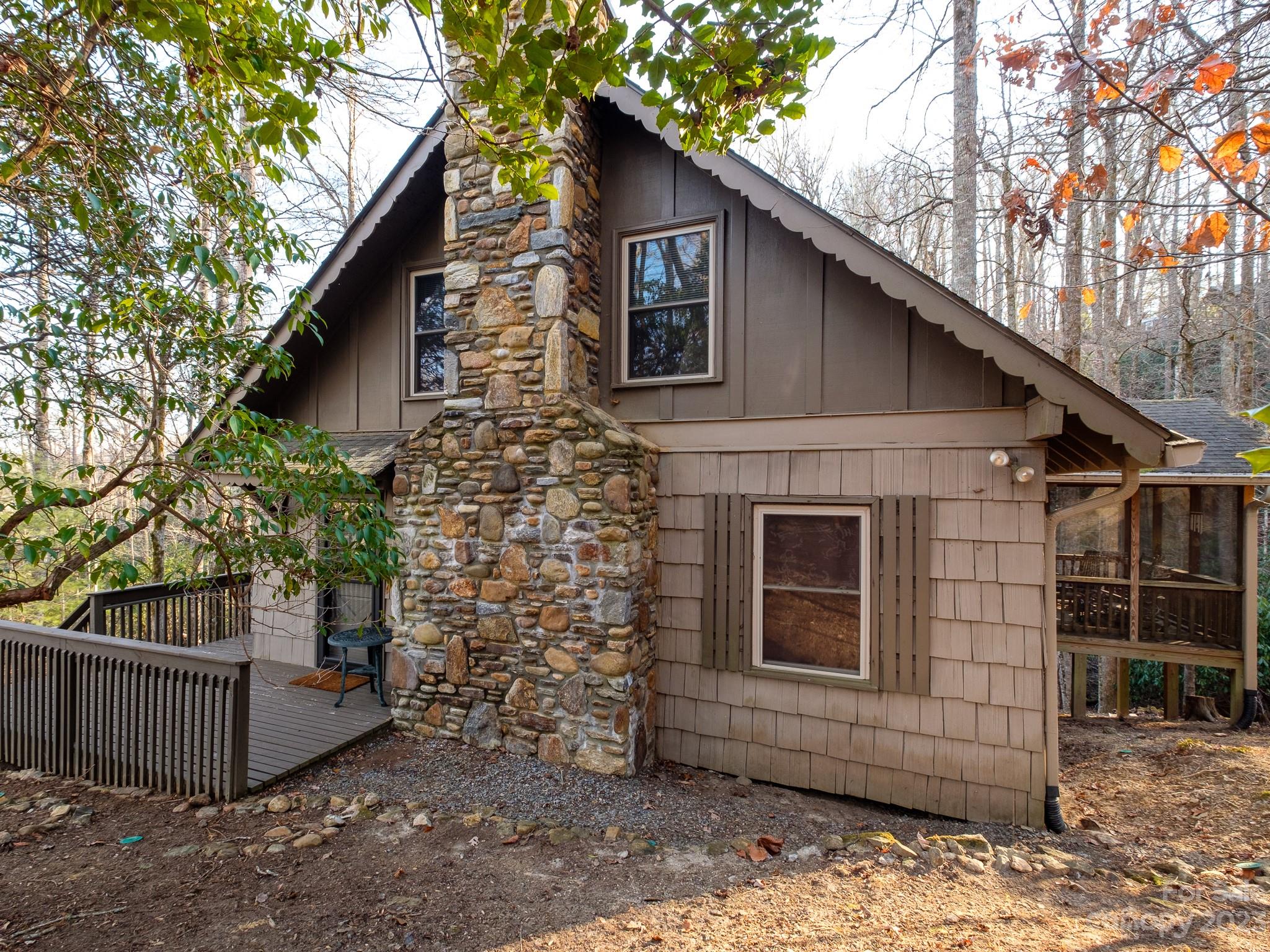 Connestee Falls - Residential
