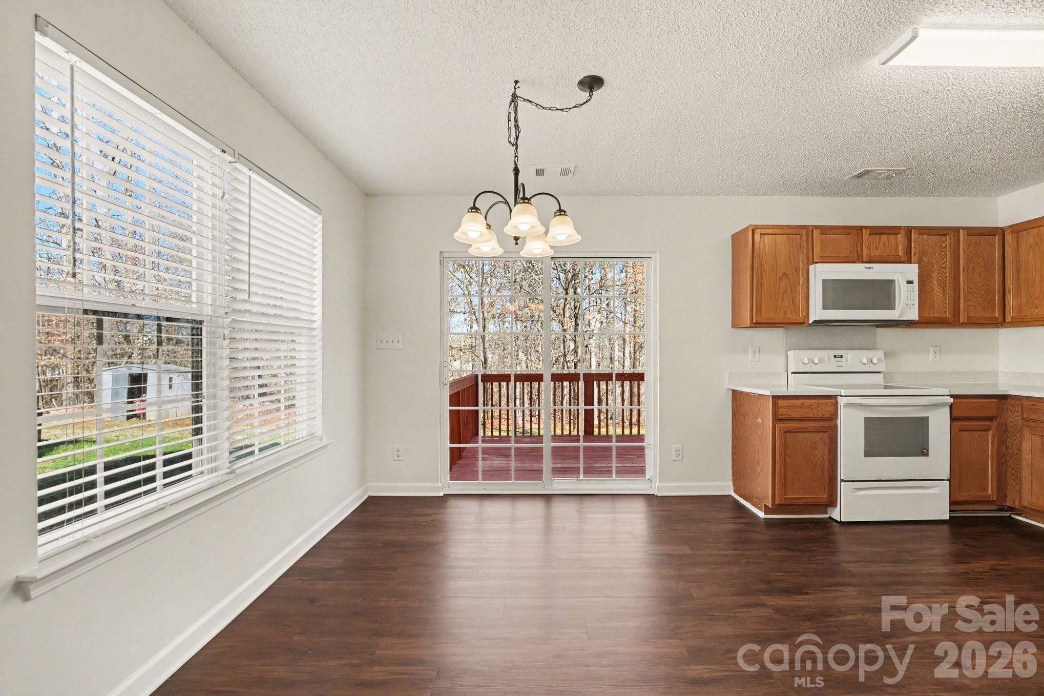 183 Everett Park Drive S