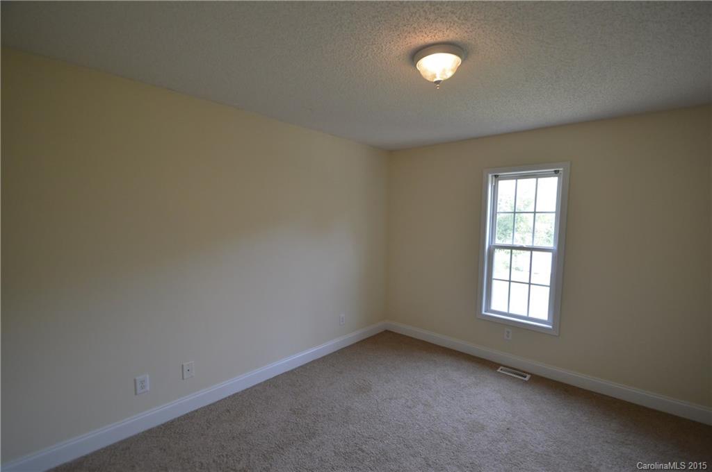 Raccoon Hollow - Residential