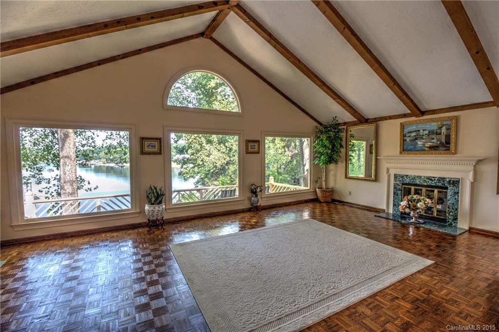 Tega Cay - Residential