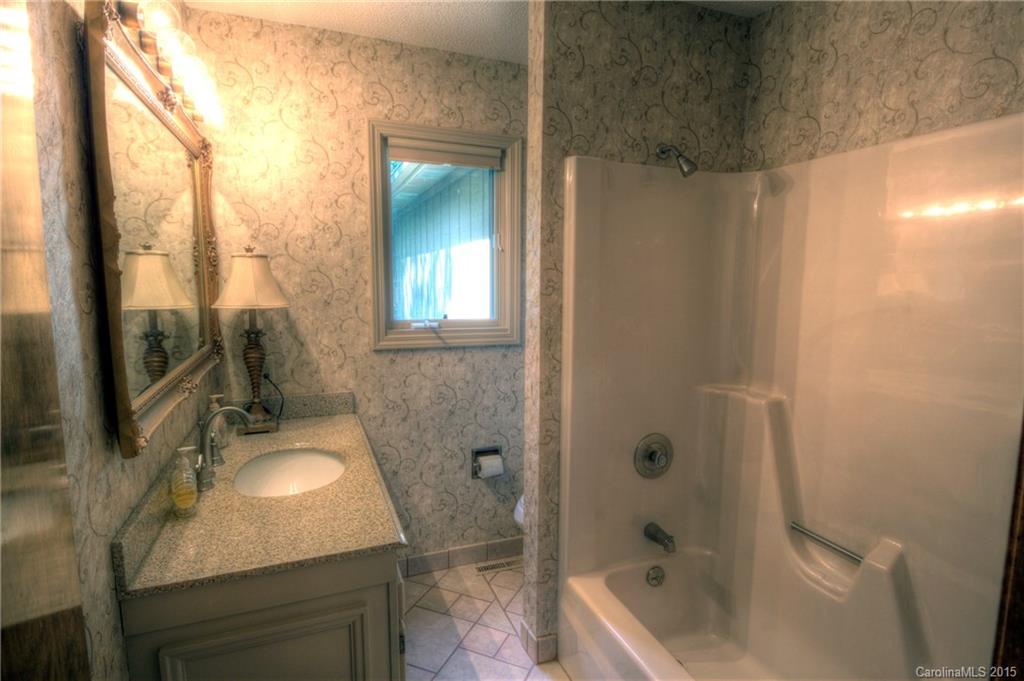 Tega Cay - Residential