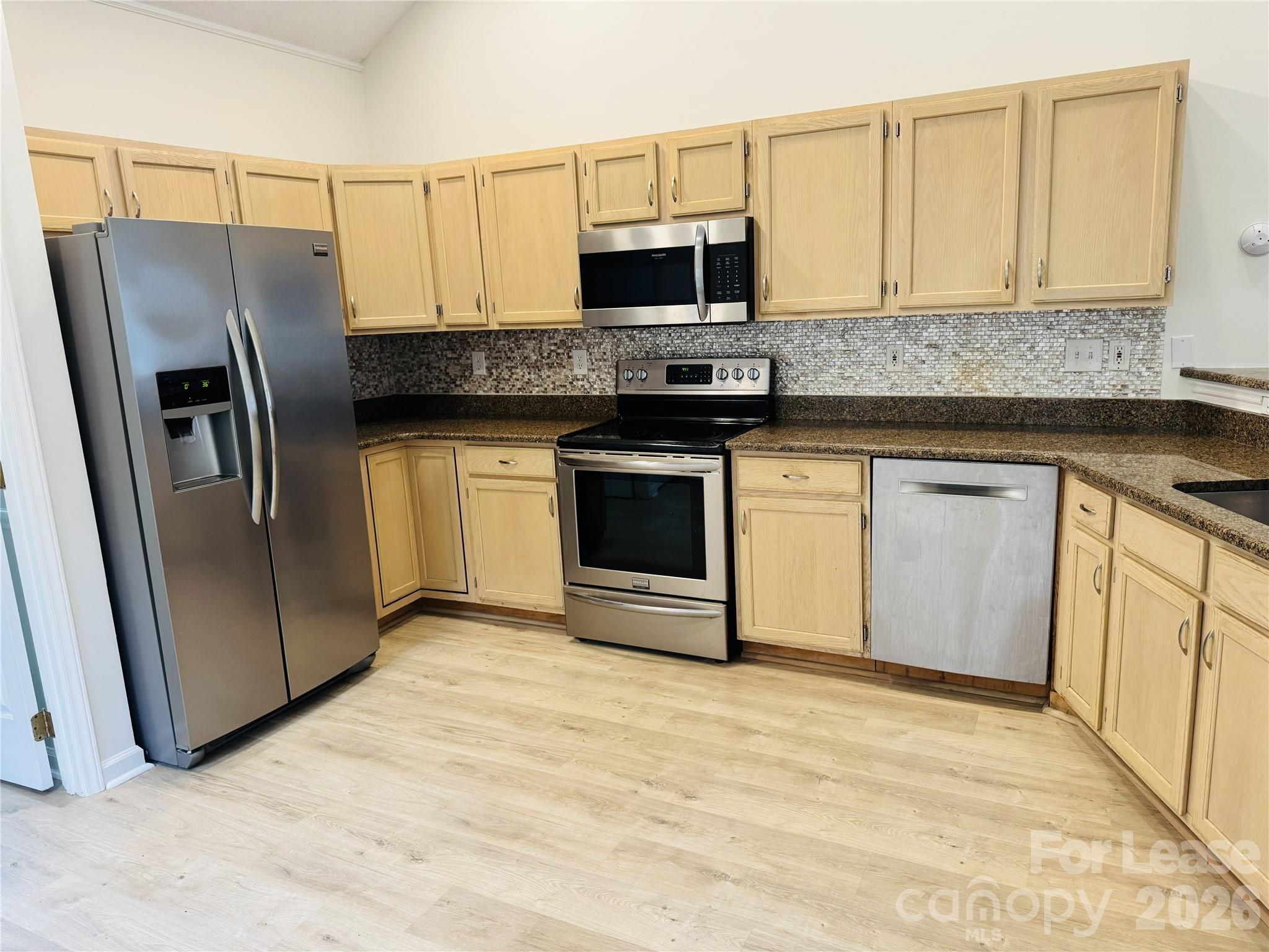 Winding Creek - Residential Lease