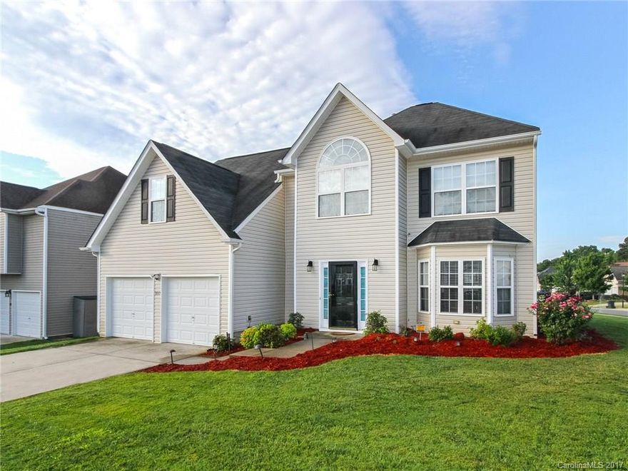 Reduced...One of the largest home plans in Pennington Park, beautiful, Model-Like Home is situated on a vast, corner lot. Featuring a spacious Kitchen with Island, Breakfast Bar, Bay Window. Sunken Great Room with Fireplace. The Master Bedroom is something to behold - Gas Fireplace, 2 Sitting Areas with Double Trey/Vaulted Ceilings, including a Vaulted EnSuite Bath - Double Vanities, Separate Shower, Tub. Secondary Bedrooms feature Double Trey/Vaulted Ceilings. This home is a GEM!.