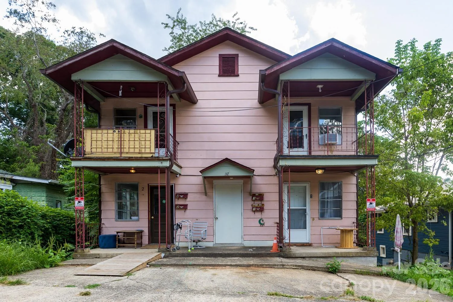 37 Water Street, Asheville, NC, 28801