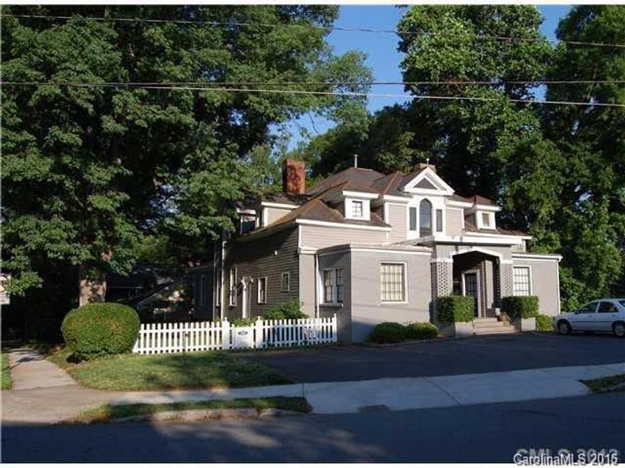 Prime location minutes from Uptown. Studio apartment in beautiful Victorian style home walking distance to all the hot spots in Plaza/Midwood. 10 ft ceiling, kitchen with stove and frig, On-site laundry facilities for our residents.  ALL UTILITIES INCLUDED!  The building consist of 11 studio apartment and only 1 per person per unit allowed. No pets allowed and no smoking. Unit 6 is a main level unit.  This will not last long, current tenant will be vacating Jan 31 2016.