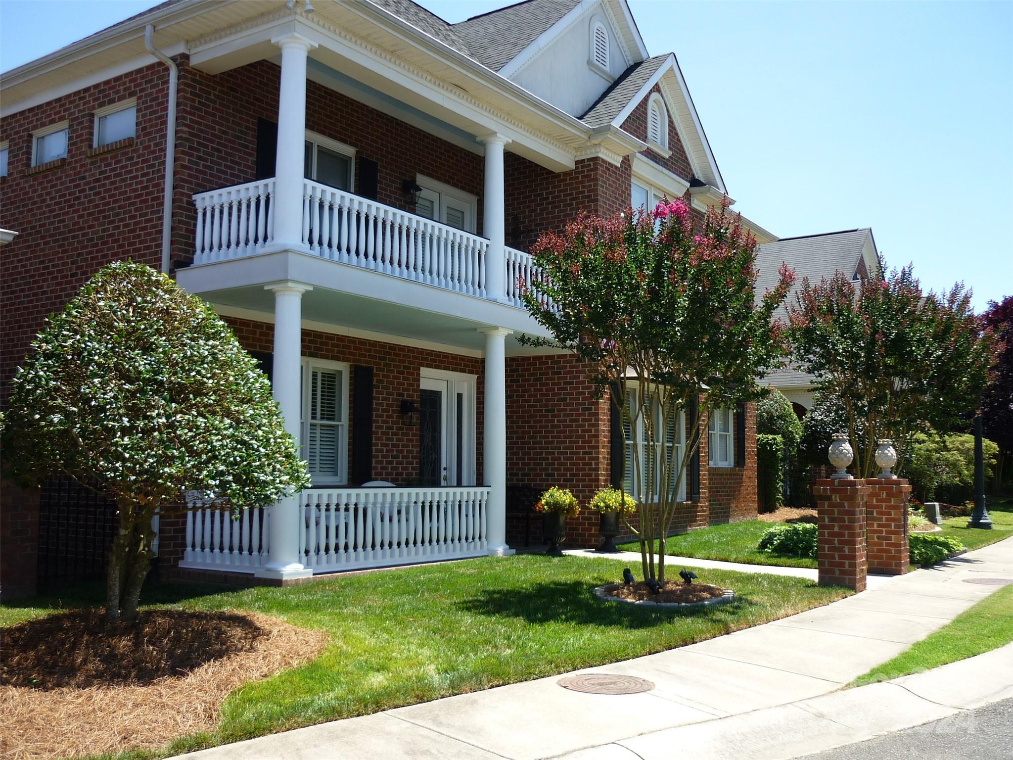 Laurel Creek - Residential