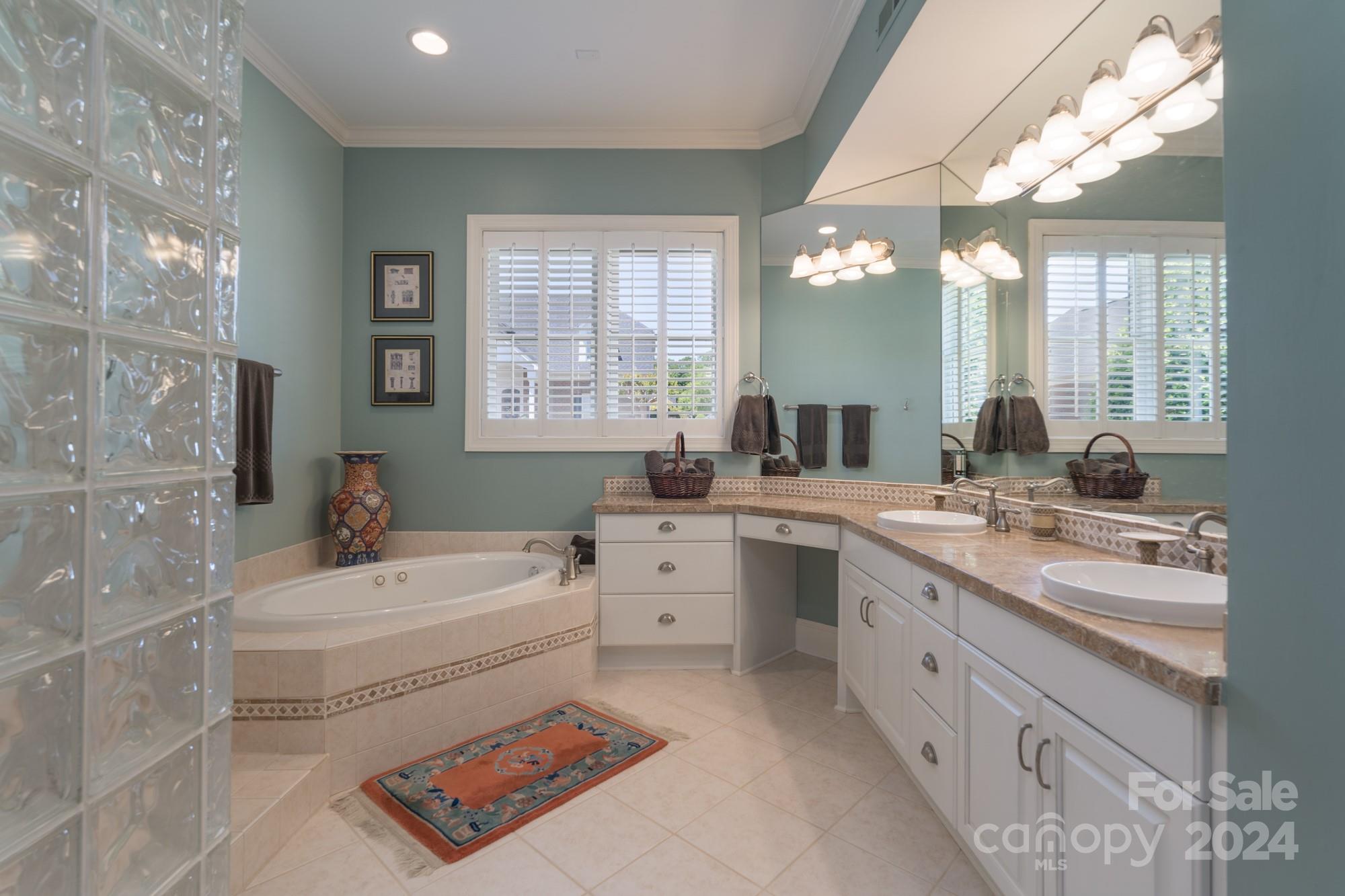 Laurel Creek - Residential