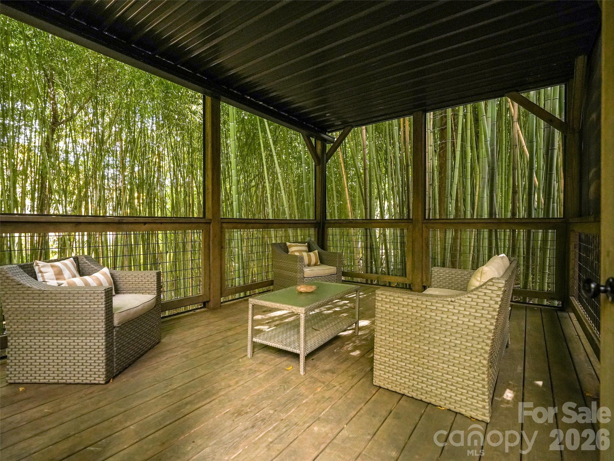 Sovereign Oaks - Land