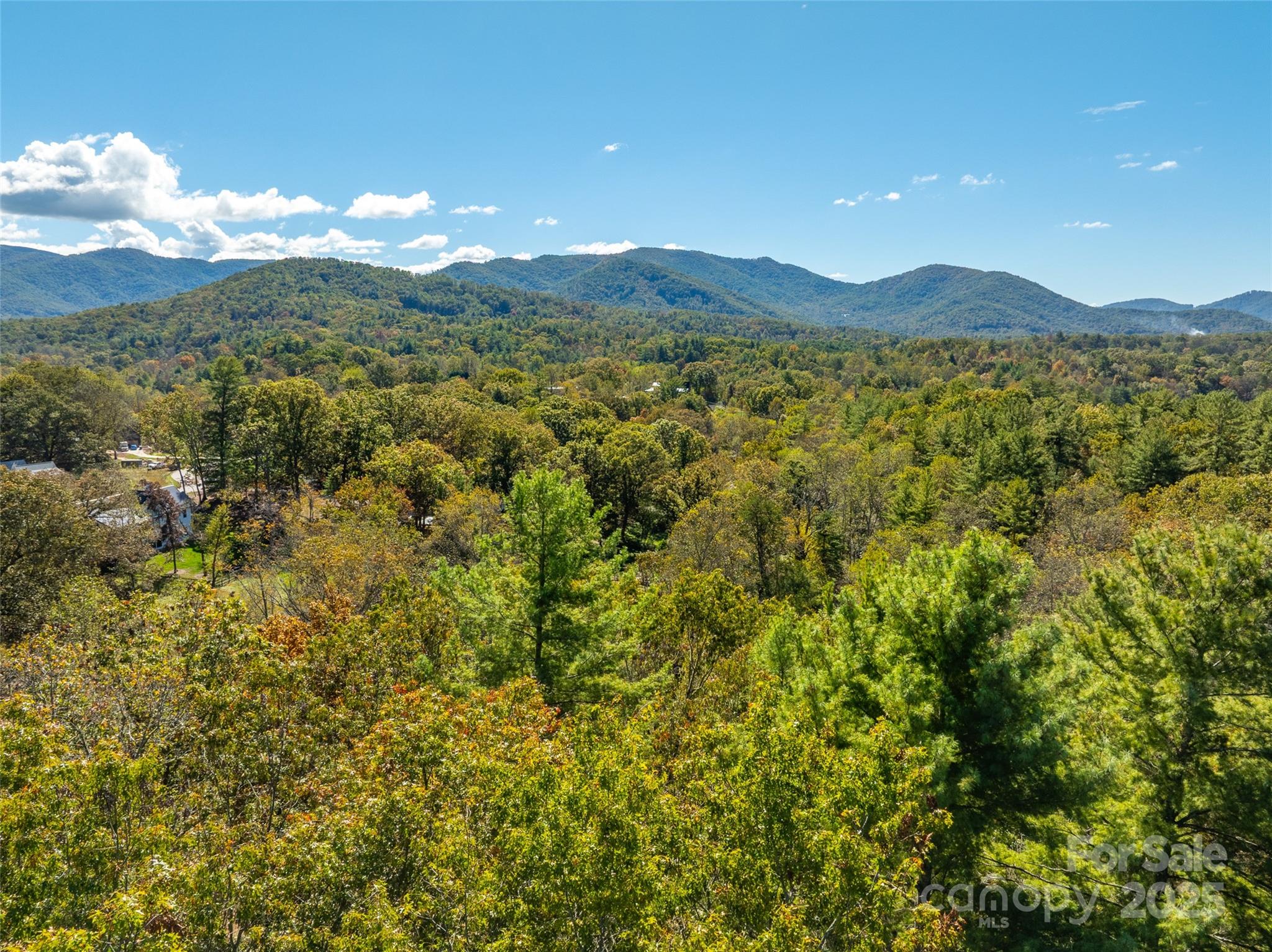 18 Towering Oaks Lane