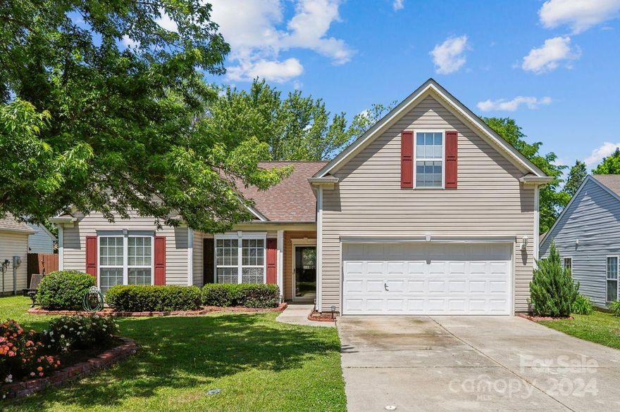 This lovely ranch home with bonus room above the garage is conveniently located with easy access to I-77, shopping, recreation areas and the Catawba River. The open concept floor-plan includes a large kitchen and great room with vaulted ceilings.  The primary suite features a vaulted ceiling and bath with separate garden tub. Other areas include two secondary bedrooms, secondary full bath and bonus room above garage that's perfect as a media space, office, home gym or craft room. New HVAC in 2019, Kitchen updated in 2021 (countertops, sink, faucet) along with bonus room (paint & carpet). Ring doorbell, USB outlets. Large backyard with concrete patio for outdoor entertaining. Low HOA and quiet cul-de-sac location.