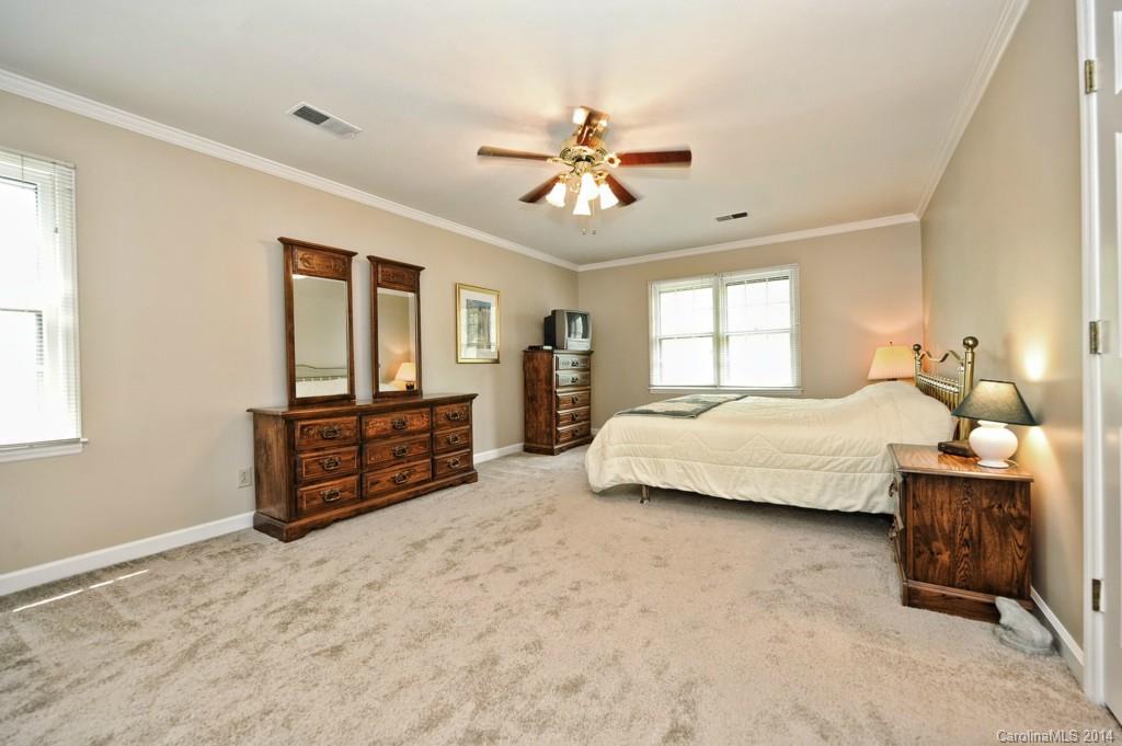 Carmel Woods - Residential