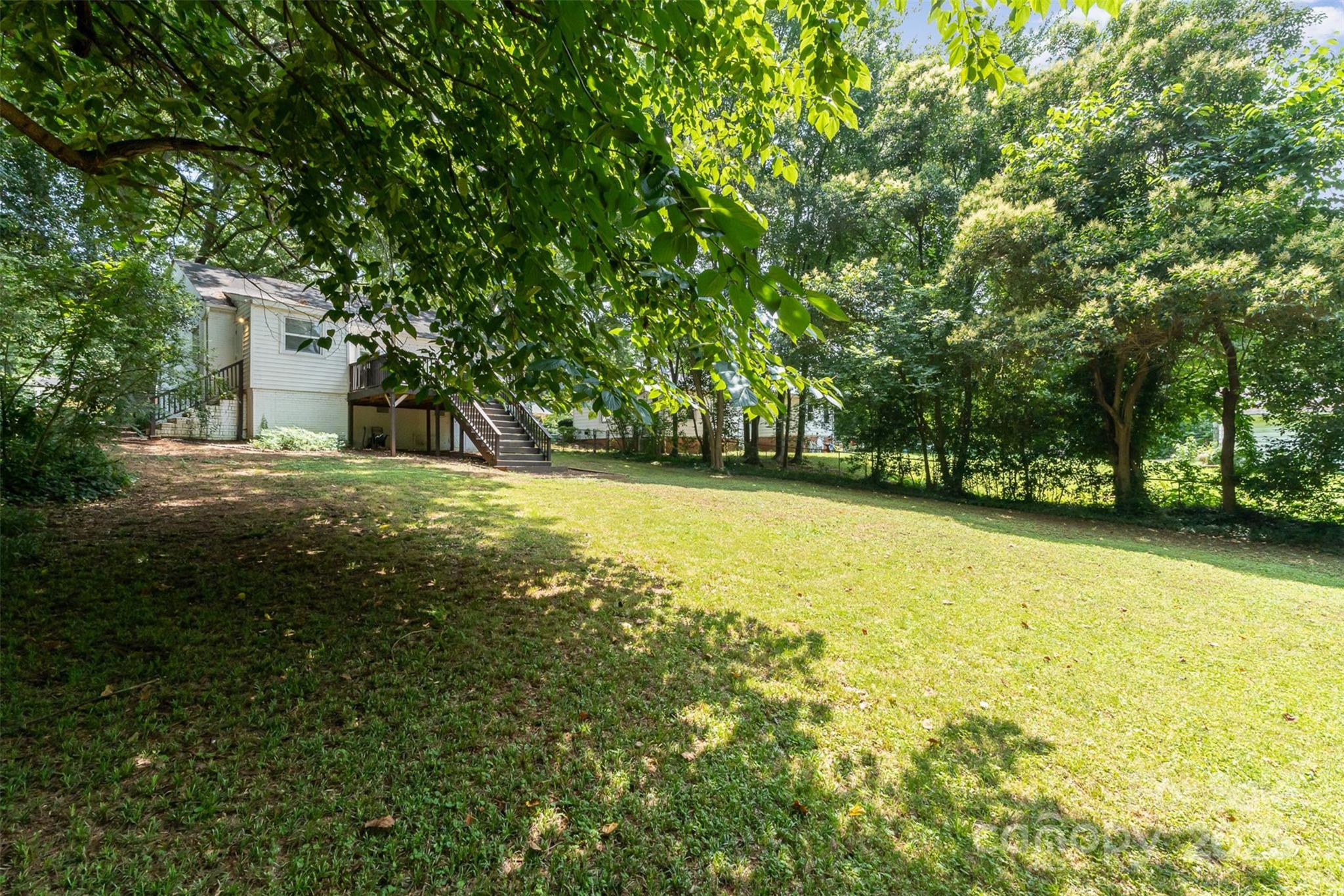 Charlotte, North Carolina 28205, United States, 3 Bedrooms Bedrooms, ,1 BathroomBathrooms,Residential,Active,184025