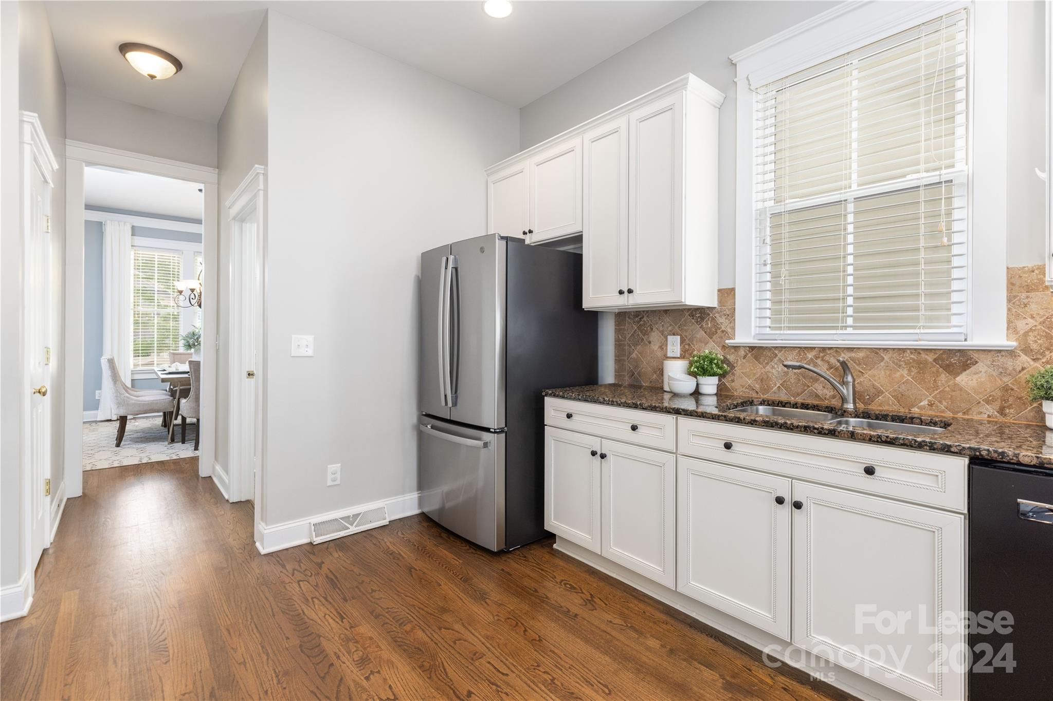 Baxter Village - Residential Lease