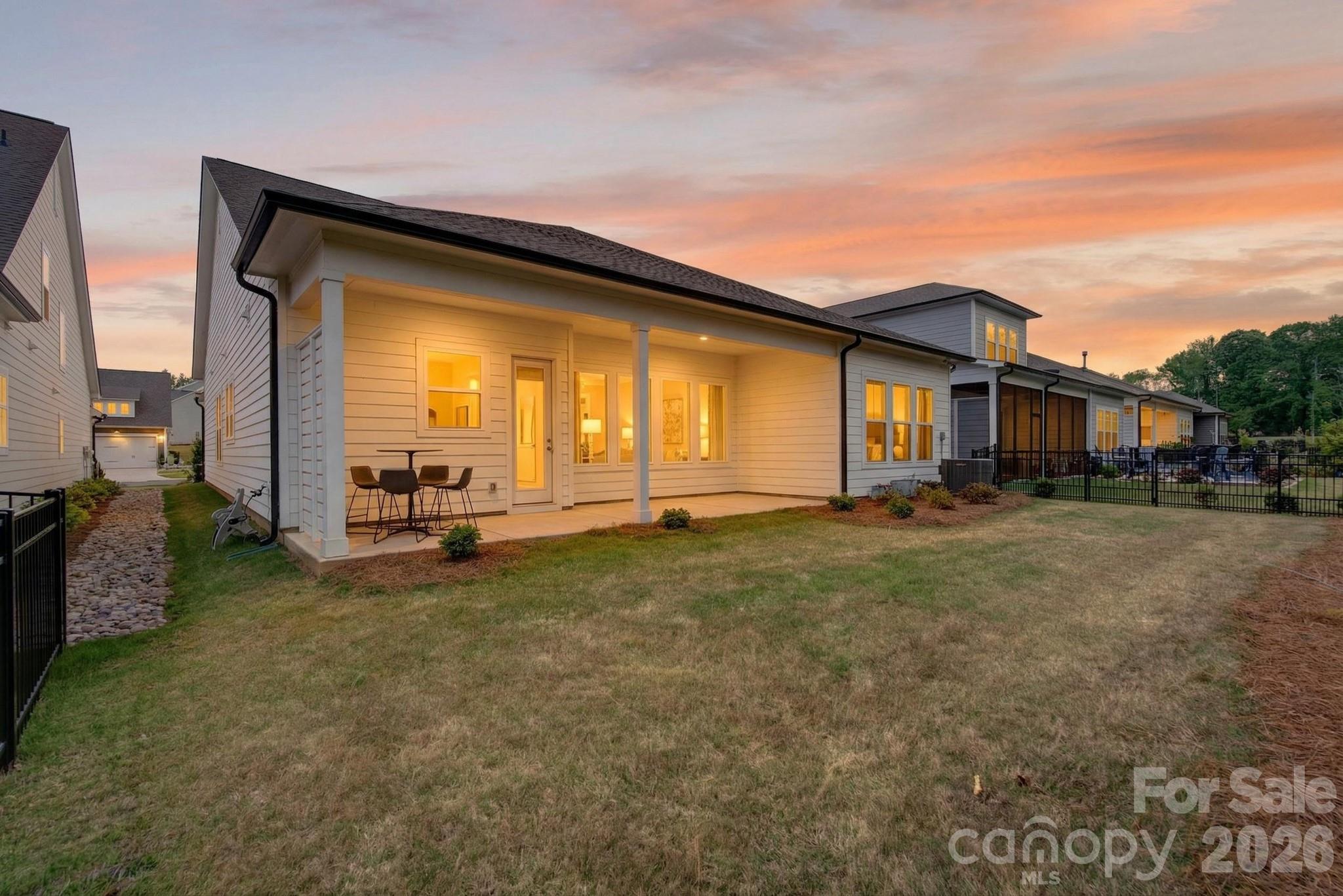 Encore at Streamside - Residential