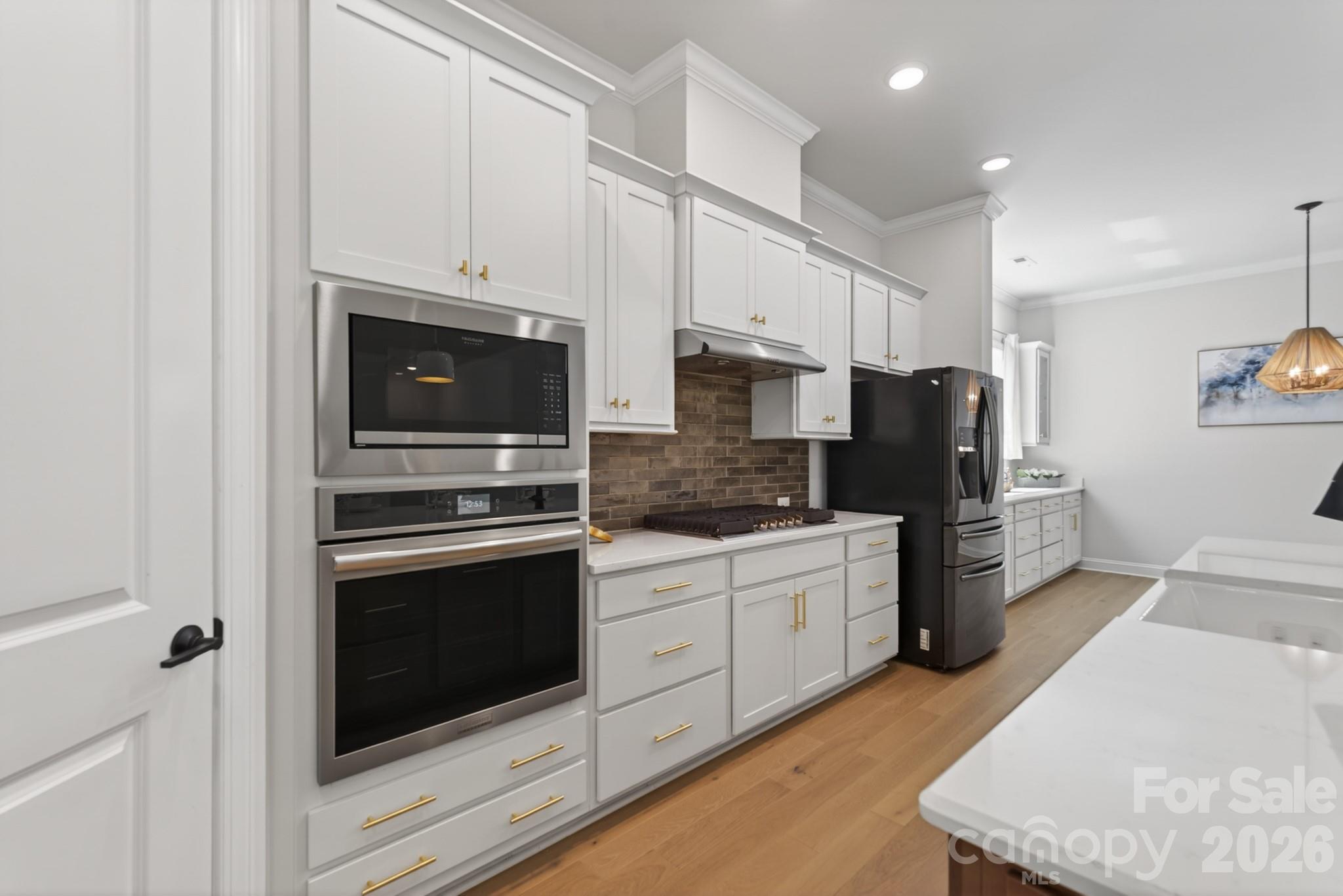 Encore at Streamside - Residential