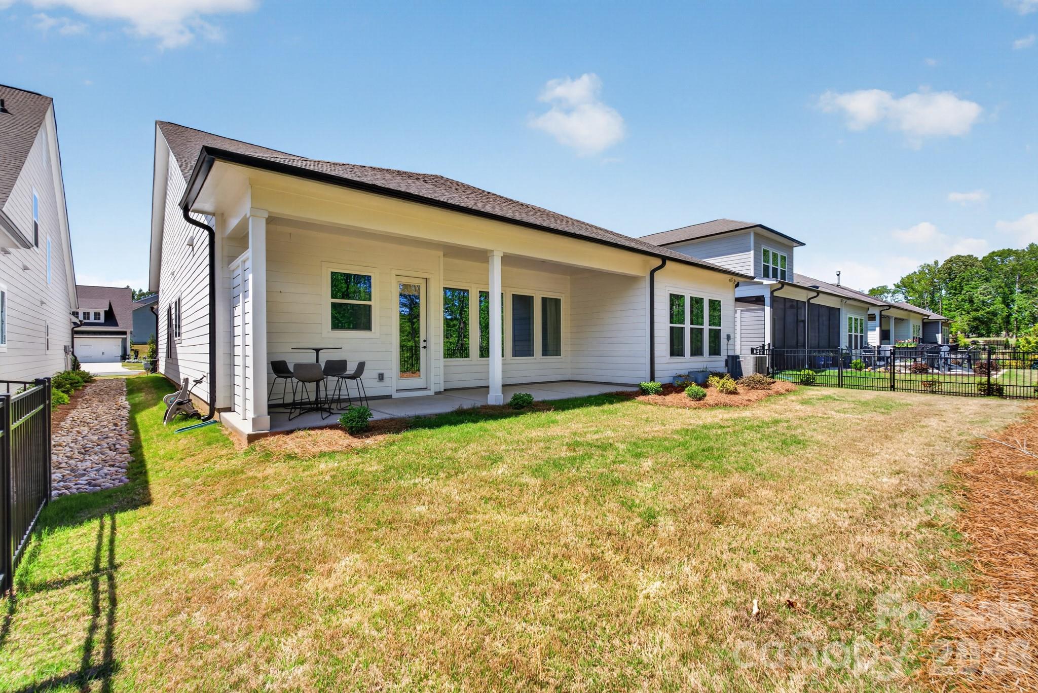 Encore at Streamside - Residential