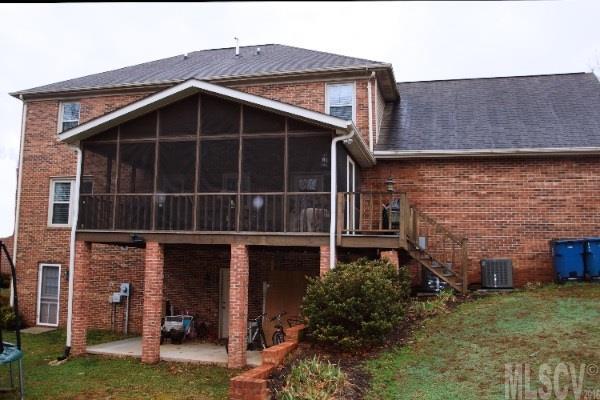 Captains Cove - Residential