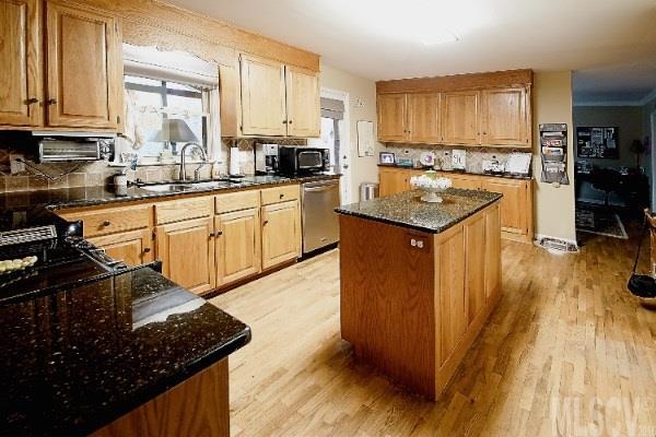 Captains Cove - Residential