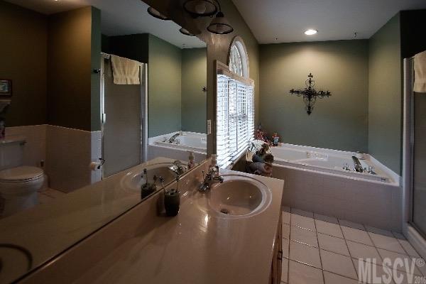 Captains Cove - Residential