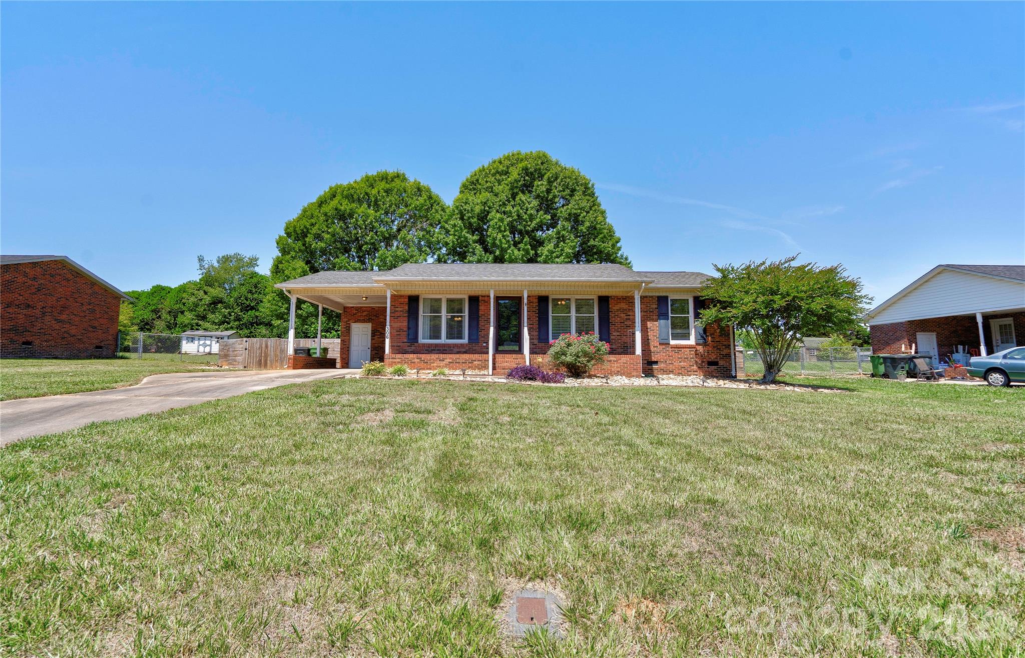 306 Southglenn Drive