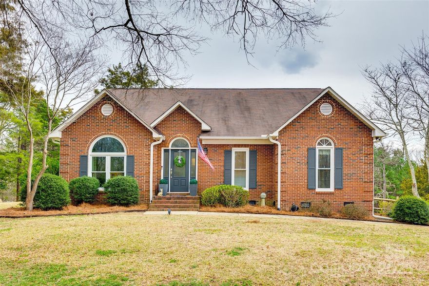 Hard to find 2063 sf home with 3 bedrooms, 2 bathrooms on 2.88 acres with NO HOA. Enjoy gardening on the 2.88 acres or relax on the screened porch overlooking the beautiful rolling land. Open living concept w/ large eat in kitchen. Stainless steel appliances, double ovens, breakfast bar & breakfast table space, great room w/ gas fireplace, split bedroom arrangement, large laundry room & formal dining room w/ glass pocket doors that can be used as office , library or formal living room. Large walk up attic that could easily be built out for additional square footage. 1 finished room in attic NOT counted in total SF.  Updated in 2017 w/all new windows, new front door, new granite counters, new paint, new trim work, new primary bathroom, updated hall bath & all new flooring installed. 35 minutes to Charlotte Douglas International Airport. Ebenezer Park/Lake Wylie is 11 minutes away. Grocery shopping is 6 minutes. Country feel with close proximity to all you need! Listing agent is owner.