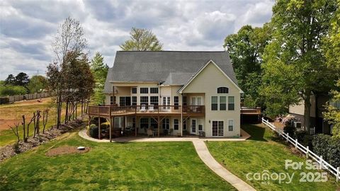 8388 Ediths Lane Terrell NC 28682