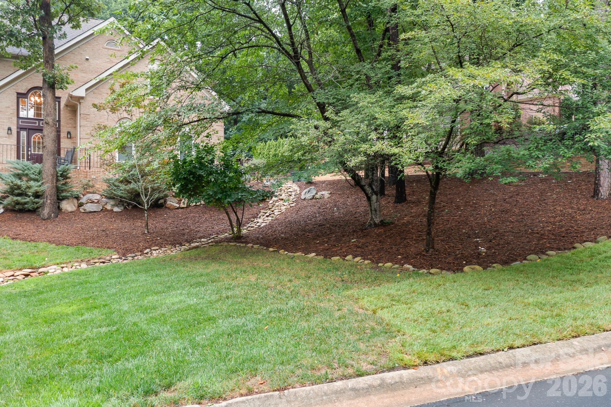 7048 Mariners Court