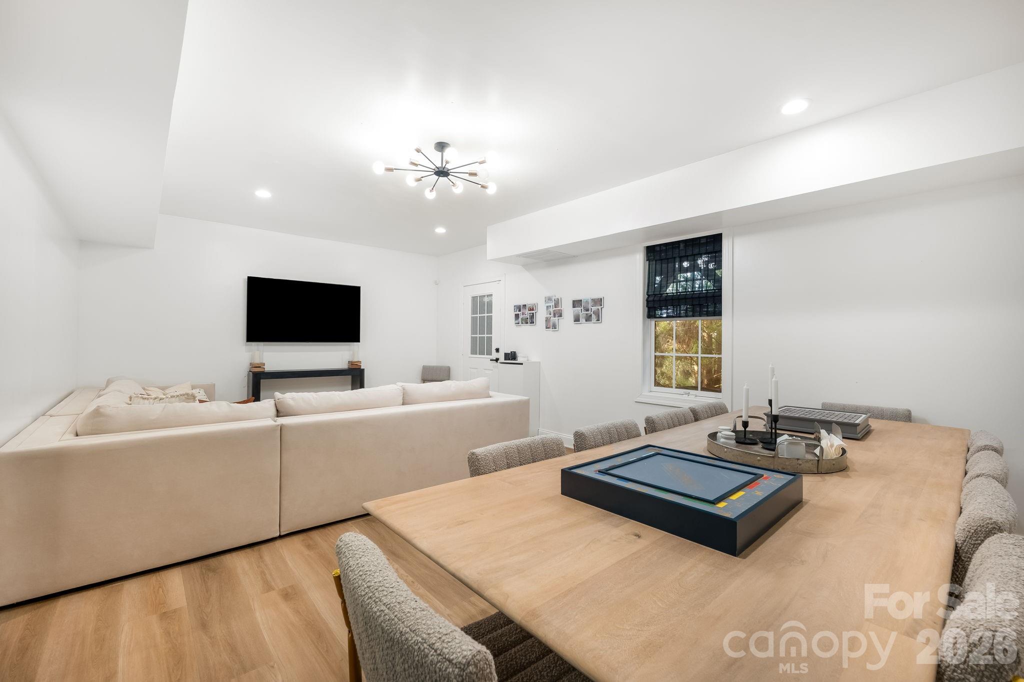 Ivy Ridge At Ballantyne - Residential